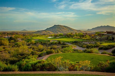 Hoa Desert Mountain