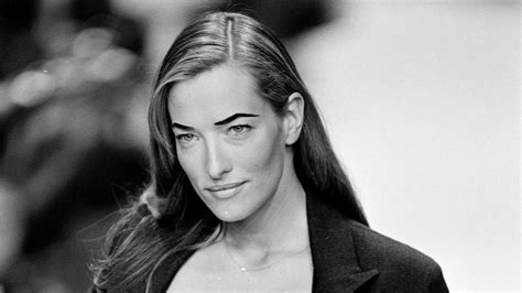 Supermodel Tatjana Patitz Dies At Age 56 Cindy Crawford Pays Tribute