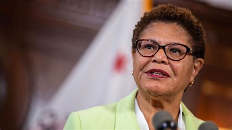 Man Accused Of Breaking Into Los Angeles Mayor Karen Bass Home Pleads