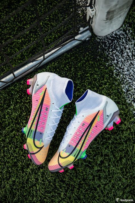 Nouvelle Nike Mercurial Les L Ments Cl S De La Paire Footpack