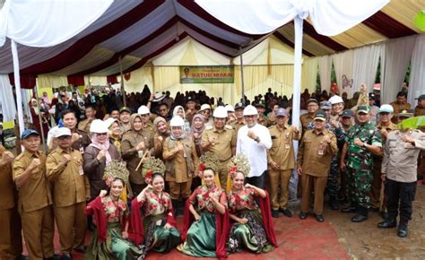 Pj Gubernur Banten Al Muktabar Lakukan Groundbreaking Pembangunan Ruas