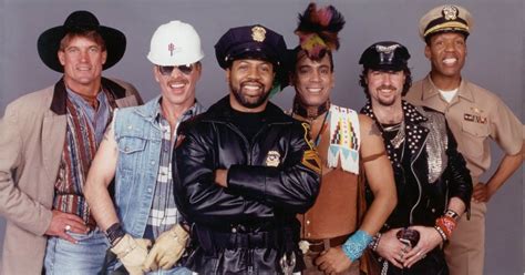 Village People YMCA Letra Traducida | musicapor1000