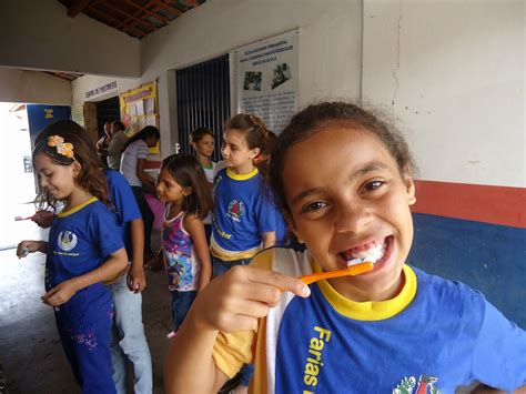Eeefm Maria Carmosina Pinheiro - EEF MARIA CARMOSINA PINHEIRO RODRIGUES