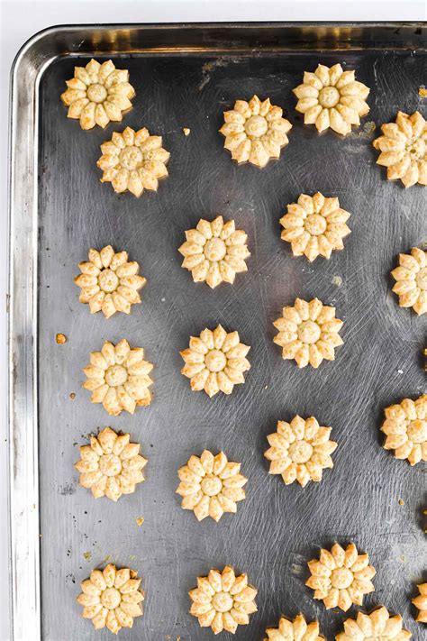 Gruyere Cheese Crackers With A Cookie Press