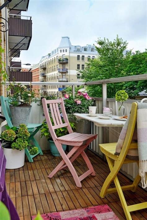 Aménagement balcon étroit : inspiration et conseils