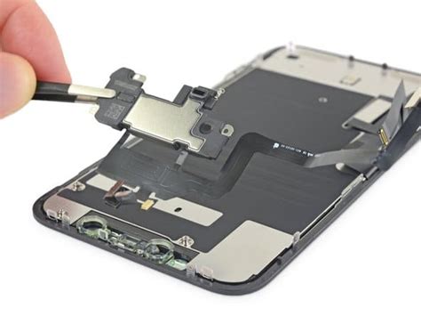 Как заменить разговорный динамик и передние датчики iPhone 11 ...