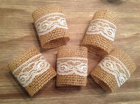 Lace Burlap Napkin Rings I Could Diy This Easy Burlap Crafts