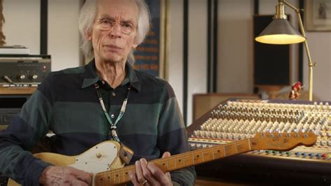 Steve Howe Reveals the Awesome Guitars Used on Yes’s Expansive New ...