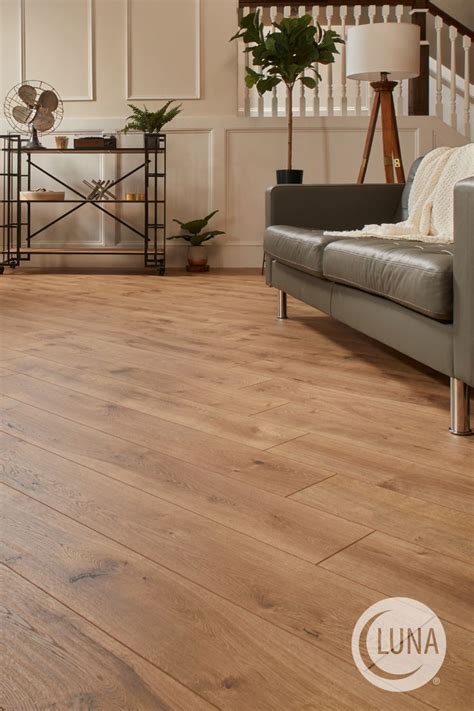 Wide Plank Rustic Laminate Flooring For Stylish Home Decor