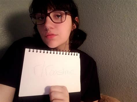 Roast me. I'm bored. Make me laugh. : RoastMe