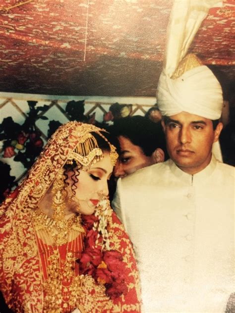 Maryam Nawaz Sharif Wedding Pictures With Captain Safdar