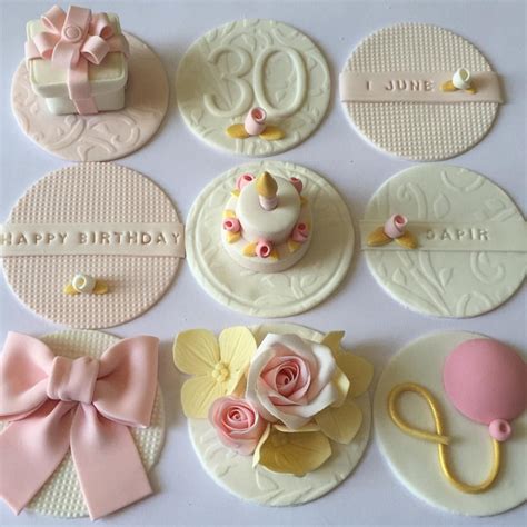 Fondant Cupcake Toppers Fondant Cupcakes Cupcake Cookies Mini