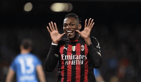 Leao Handed No Shirt At Ac Milan For Who Else Has Worn The