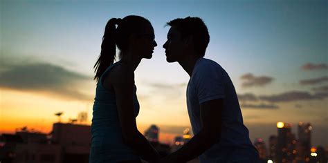 4 Distinct Patterns That Determine How Long A Relationship Lasts