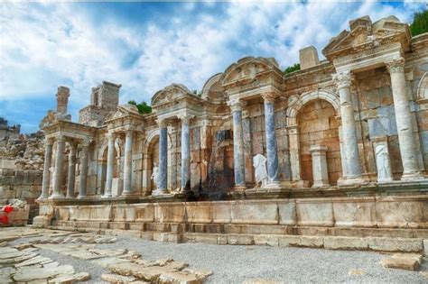 Sagalassos Antoninler E Mesi Nedir Arkeofili