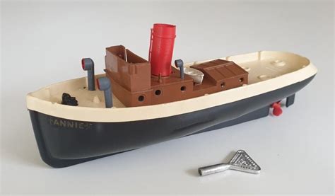 Tugboat Annie Clockwork Model Boat By Triang Penguin 1950s