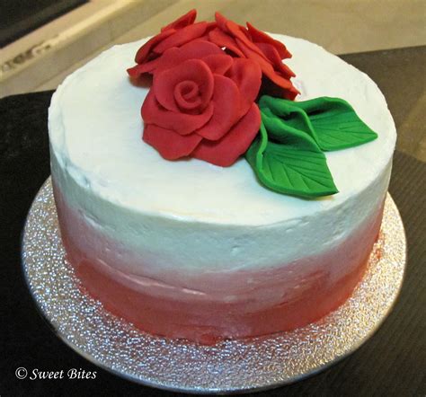 Sweet Bites Red Velvet Cake With Fondant Rose