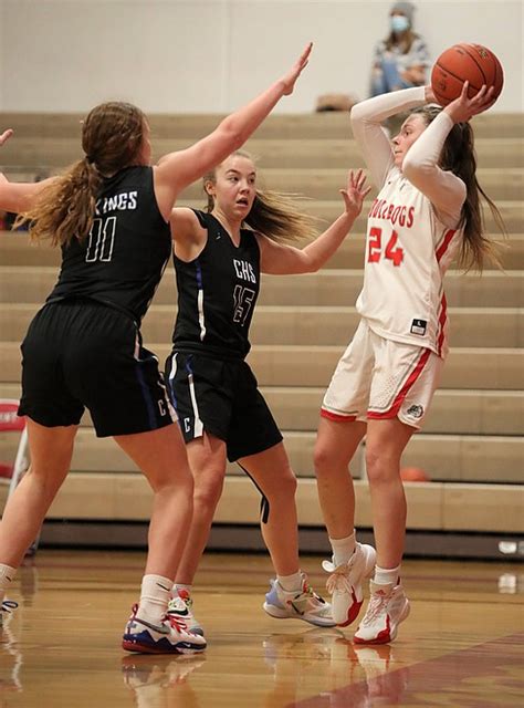 Prep Basketball Coeur Dalene Girls Turn Up Heat On Sandpoint Coeur Dalene Press