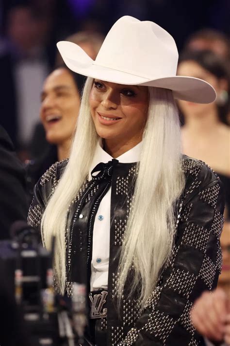 Beyonce 2024 Grammy Nominations Red Carpet Cati Mattie