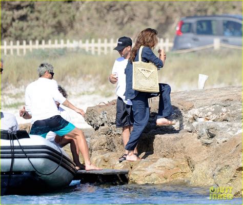 Photo Leonardo Dicaprio Vacations With Meghan Roche In Ibiza 67