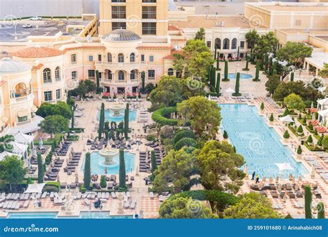 Bellagio hotel editorial image. Image of water, poolside - 259101680