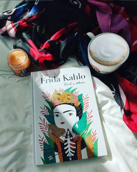 Frida Kahlo Život u slikama María Hesse BookDragon13