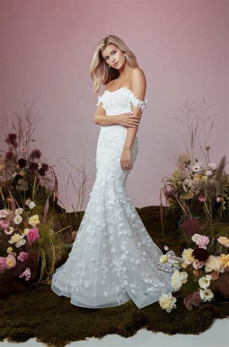 Vera Wang Sweetheart Mermaid Wedding Dress