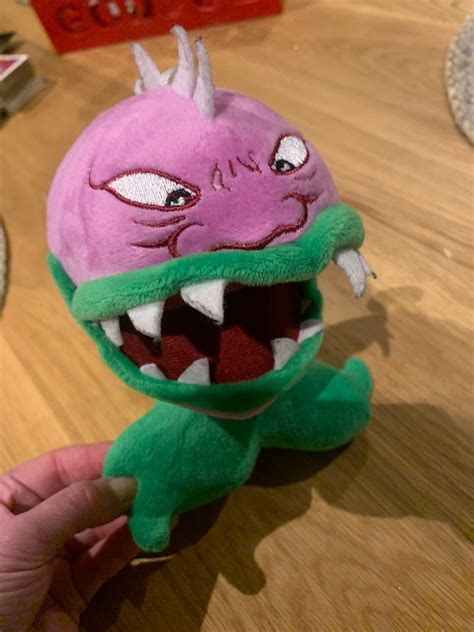 Plants vs Zombies Chomper plush toy Köp på Tradera 575675858