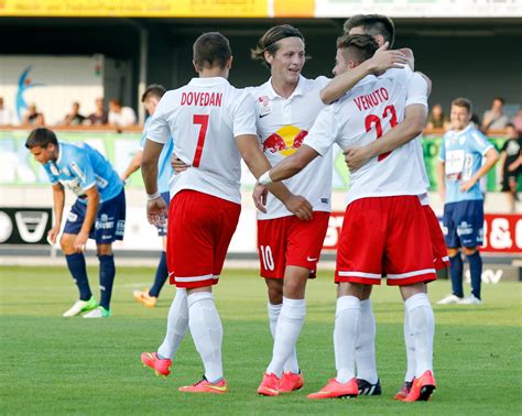 Fc Liefering Liefering Zum Auftakt Souver N Und Erster Tabellenf Hrer