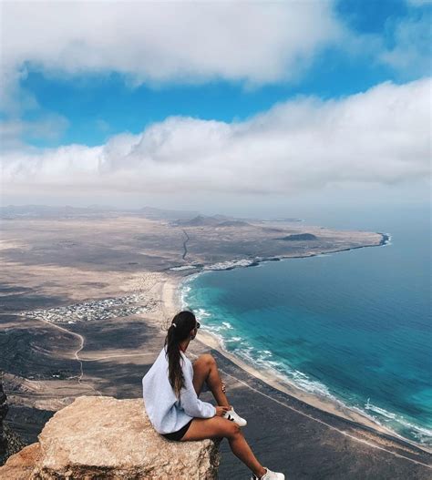 Mirador El Risco De Famara Lanzarote