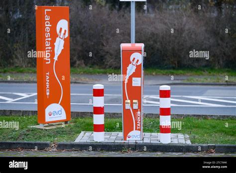 Dormagen Etanke Stromtanke Stromtankstelle Ladestation