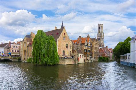 Rozenhoedkaai Canal at Night, Bruges, Belgium Stock Image - Image of benelux, bruges: 123259533