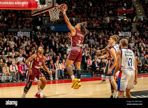 Fc Bayern Basket Contre Anadolu Efes Istanbul Banque De Photographies