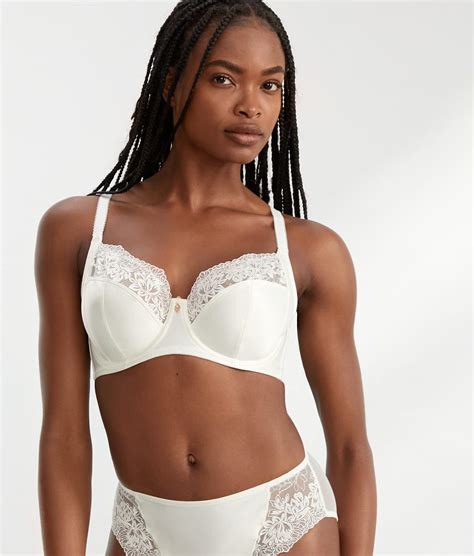 Wacoal Side Note Satin Side Support Bra And Reviews Bare Necessities Style 855377