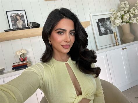 Emeraude Toubia Style Clothes Outfits And Fashion Celebmafia