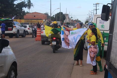 Pátria Amada Berimbau Apoiadores de Bolsonaro fazem carreata em