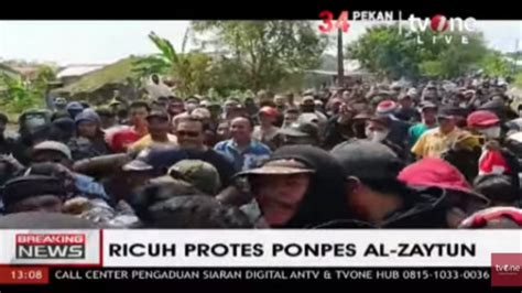 Demo Di Ponpes Al Zaytun Ricuh Massa Bentrok Dengan Aparat