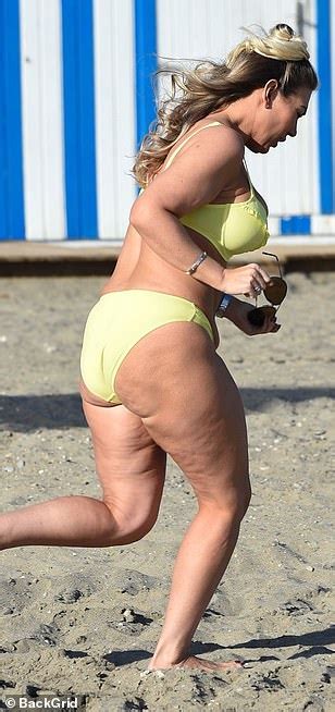 Frankie Essex Proudly Displays Her Curves In Yellow Bikini In Tenerife