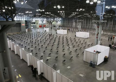 Photo: Javits Center Opens as COVID Vaccine Mega-Site in New York ...