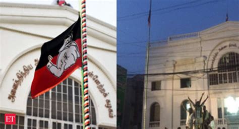 AIADMK hoists party flag again after lowering it for 30 minutes - The Economic Times Video | ET Tv