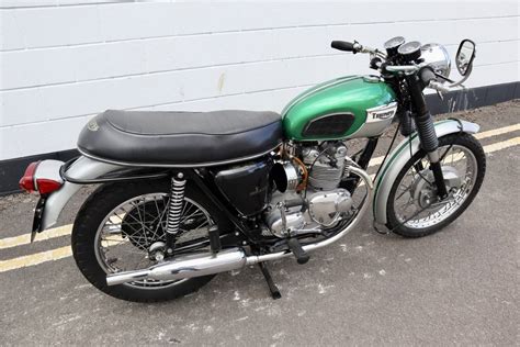 Triumph T100r Daytona 1968 We Sell Classic Bikes