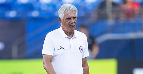 Cruz Azul Se Queda Sin Entrenador Tuca Ferretti Es Cesado