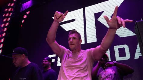 Ex Patriots Teammate Tells Unbelievable Rob Gronkowski Partying Story