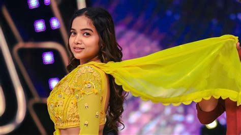 Watch Is Manisha Rani Won Jhalak Dikhhla Jaa Video Of Her Lifting