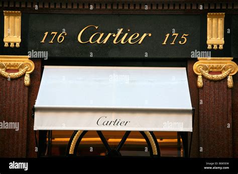 Cartier Store London Stock Photo Alamy