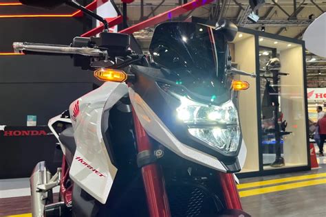 Nuova Honda Hornet L Iconica Naked Ad Eicma Wedrive