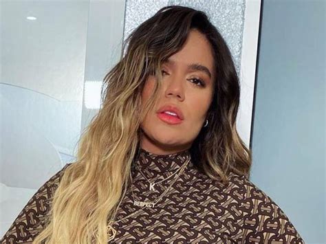 Karol G Sorprende A Sus Fans En Medellin