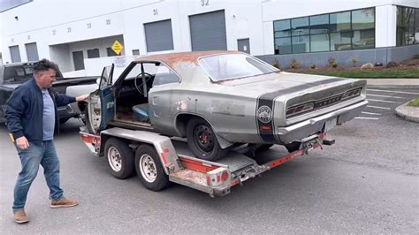 1969 Dodge Super Bee Barn Find Emerges After 20 Years With Super Rare