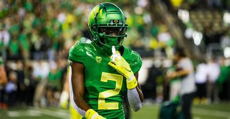 Former Oregon Ducks Wide Receiver Dont'e Thornton Commits to Tennessee ...