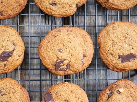 Paleo Chocolate Chunk Cookies My Heart Beets